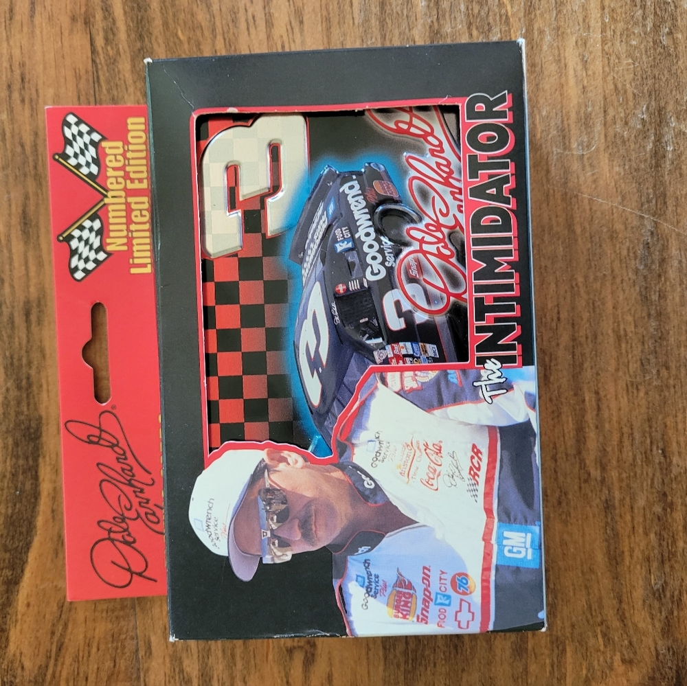 Dale Earnhardt 1999 NASCAR Limited Edition Collector Tin & 2 Decks Playing Cards
